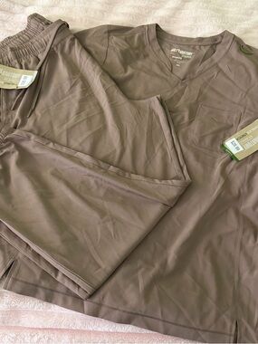 Grey's Anatomy Women's Scrub Set